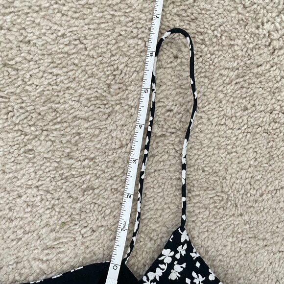 Something Navy Camisole Tank Top – Women’s Size M Minimalist Style - Picture 6 of 6